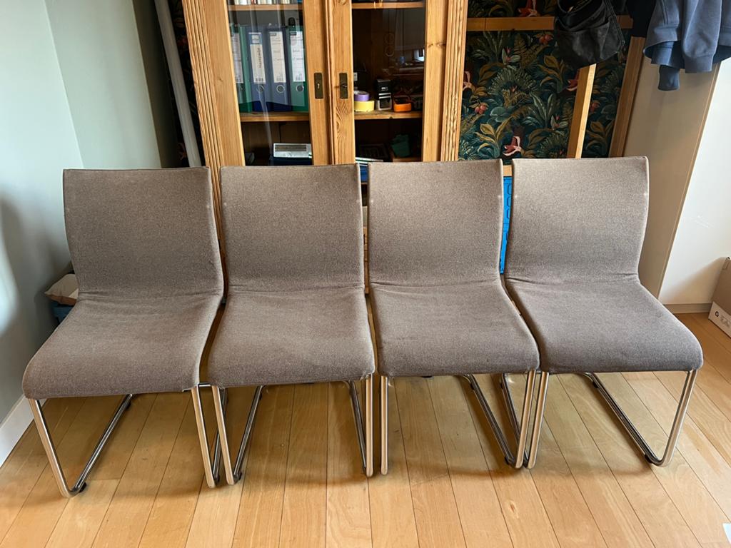 Gelderland eetkamerstoelen - Dessau - Roderick Vos set van 4, Ophalen, Gebruikt, Design Jaren 90, Stof