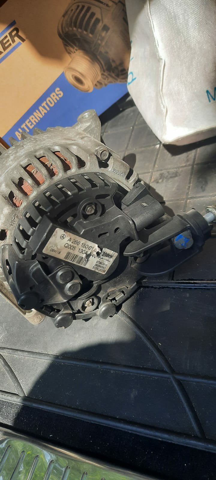 Valeo Dynamo 130A mercedes a b-klasse w169 w245 startstop, Ophalen of Verzenden, Gebruikt, Mercedes-Benz