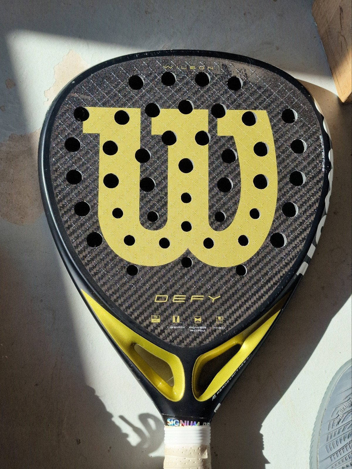 Wilson Defy Padel Racket 365 gram - Zo goed als nieuw, Ophalen of Verzenden, Zo goed als nieuw, Padelracket