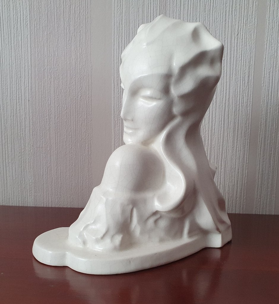 Piet Swildens plastiek buste plateel jugendstil, Verzenden