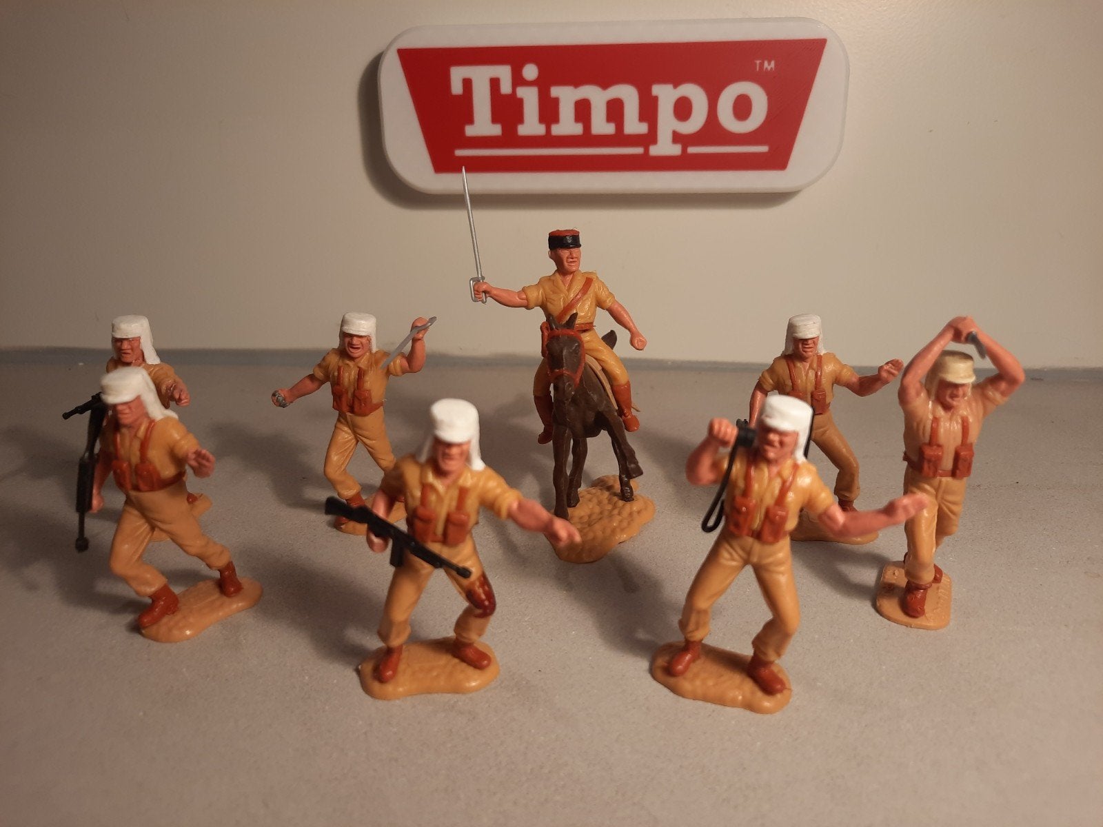 timpo vreemdelingen legioen, Verzenden, Zo goed als nieuw