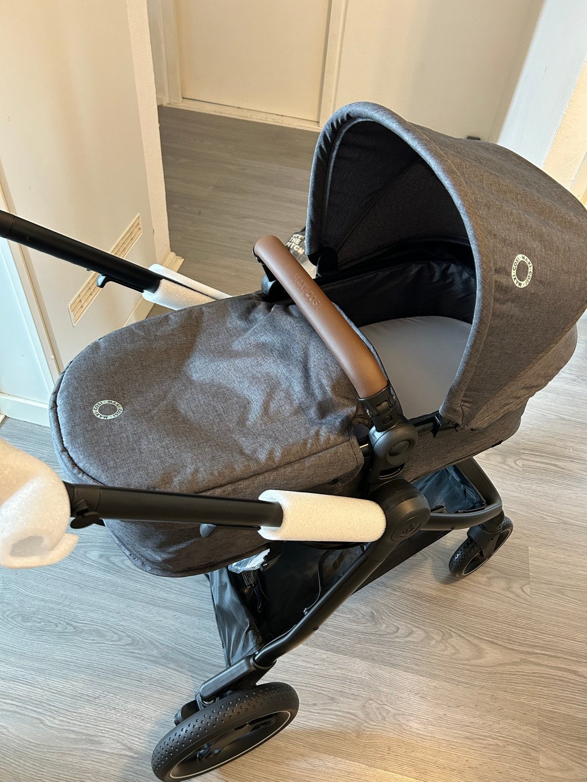 Maxi-Cosi Zelia S Trio 3-in-1 Kinderwagenset Dark Grey, Kinderen en Baby's, Ophalen, Zo goed als nieuw, Combiwagen, Met autostoeltje