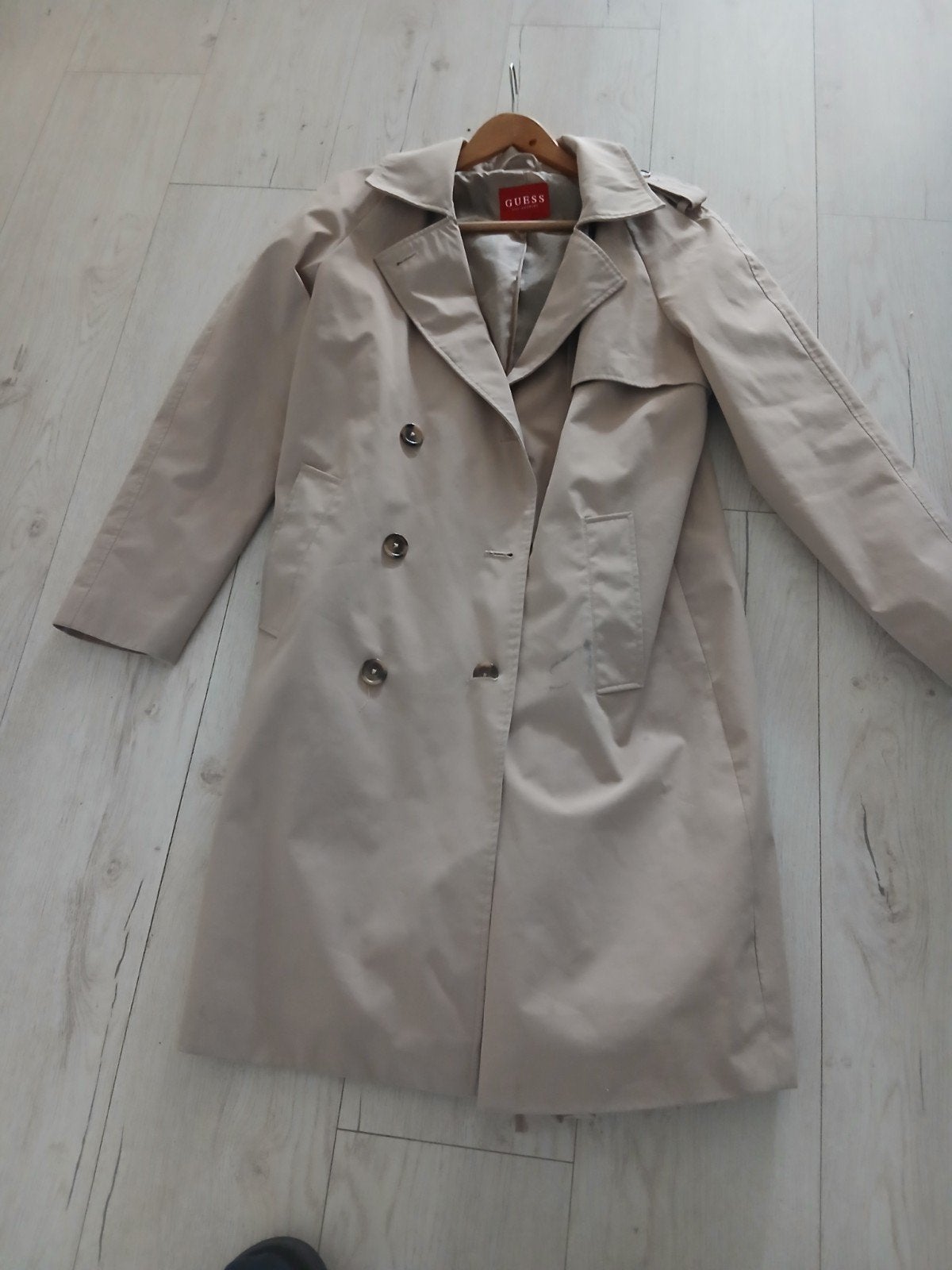 Lange Guess jas maat M, Maat 38/40 (M), Guess, Beige, Ophalen of Verzenden