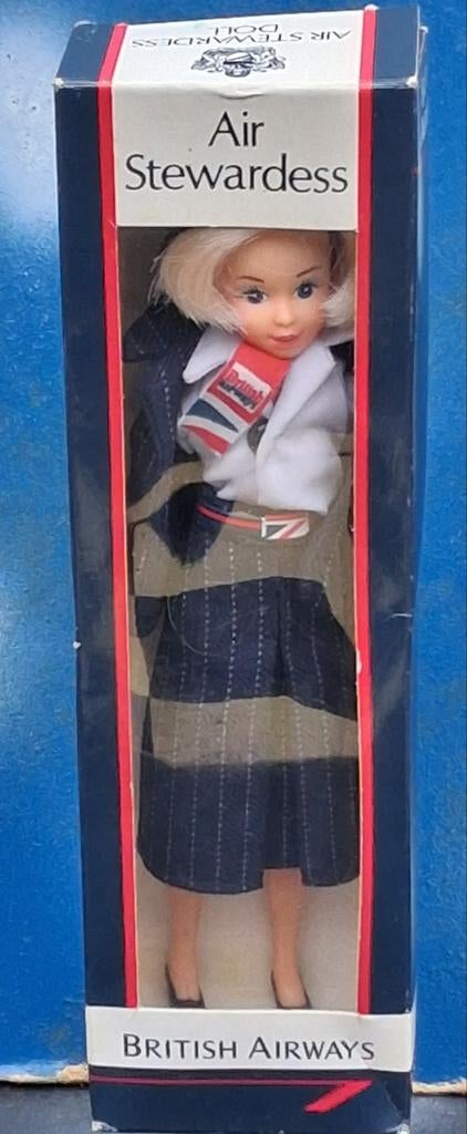 Pop. Air Stewardess. Britisch Airways. Orig.Verp. 22 cm., Ophalen, Zo goed als nieuw, Pop