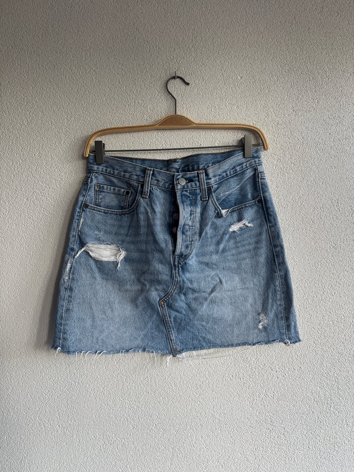 Levi’s licht blauwe korte spijker denim rok, Kleding | Dames, Rokken, Maat 38/40 (M), Levi's, Blauw, Ophalen of Verzenden