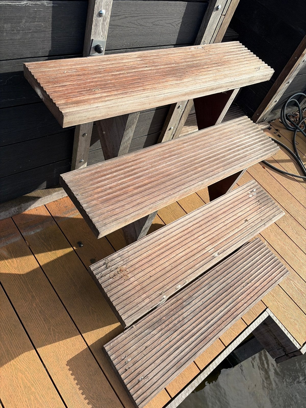 Hardhouten steiger trap, Ophalen, Nieuw, Trap, Minder dan 2 meter