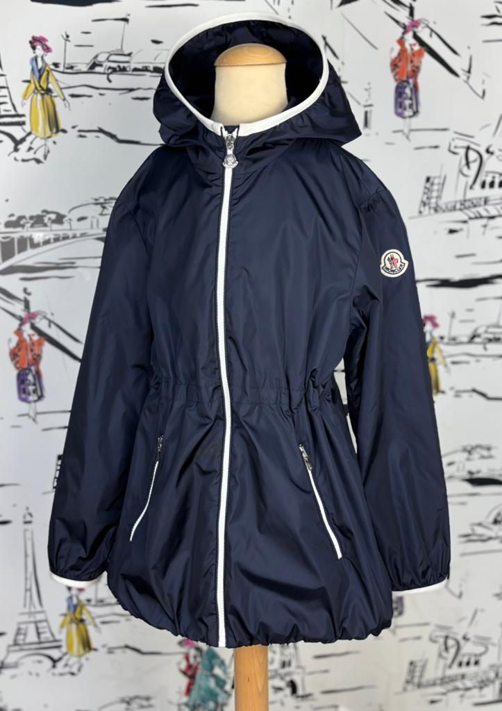 Moncler Eau navy parka meisjes zomerjas maat 10 (515 euro), Kinderen en Baby's, Moncler EU, Zo goed als nieuw, Moncler, Customercare@moncler.com