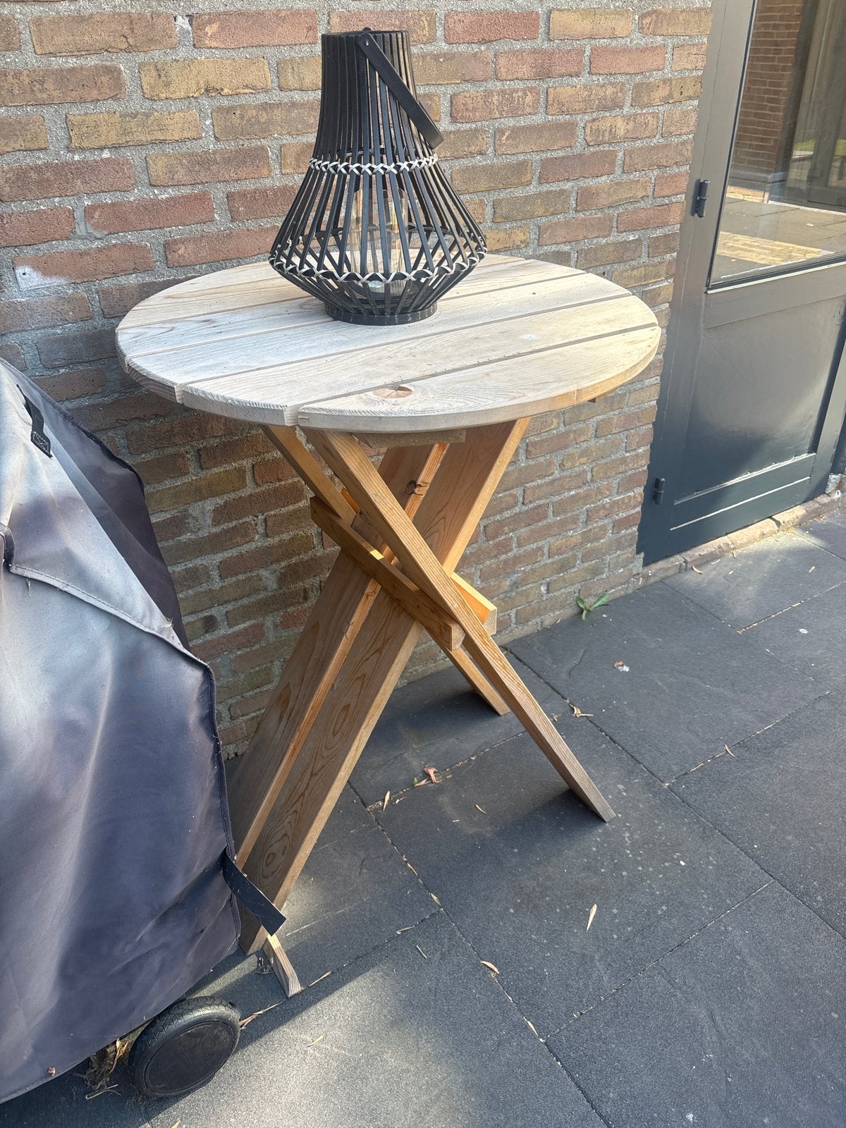 Houten staantafels, Ophalen, Gebruikt, Rond, Hout