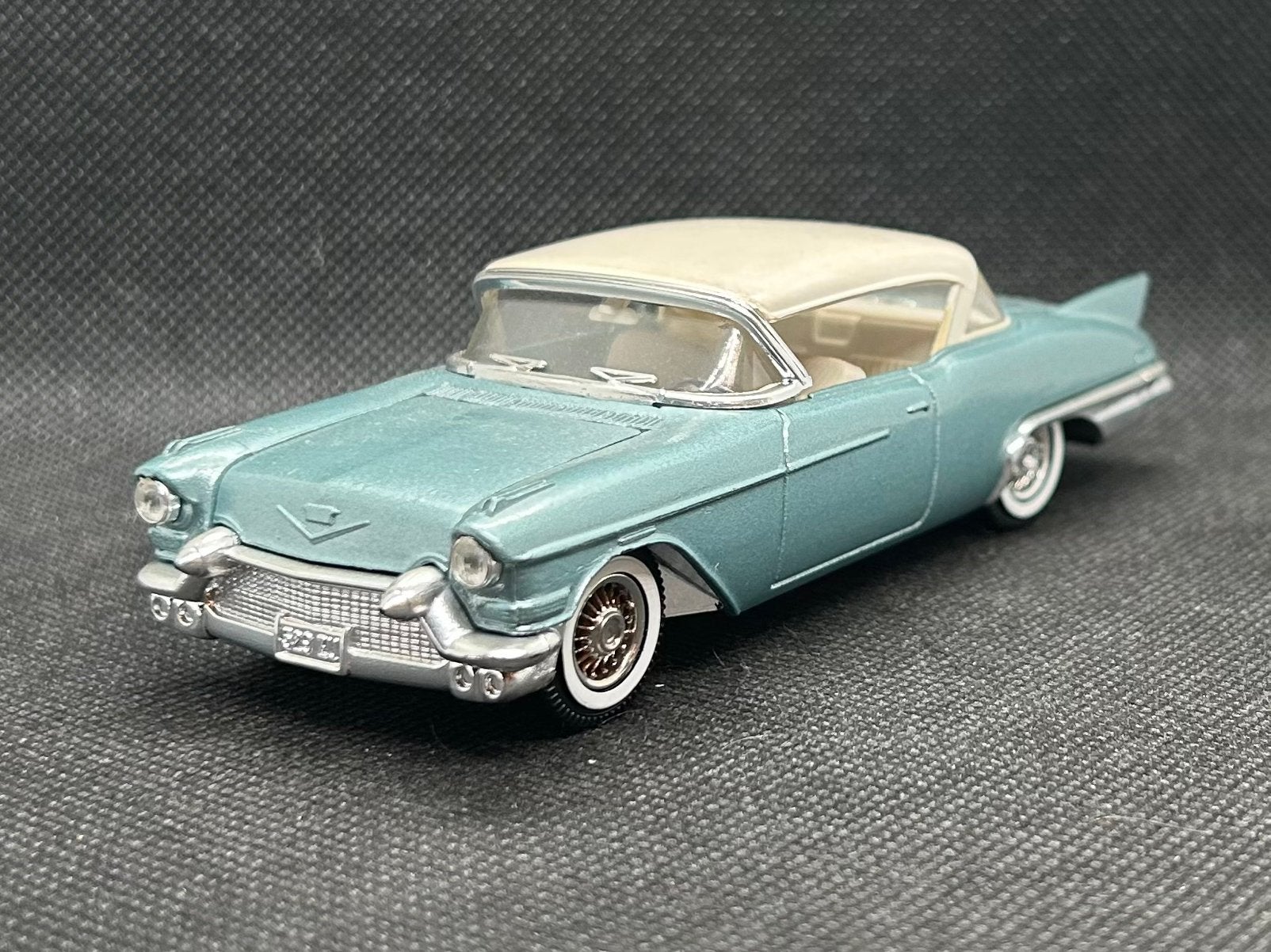 Solido Cadillac Eldorado Biarritz 1:43, Verzenden, Zo goed als nieuw, Auto, Solido