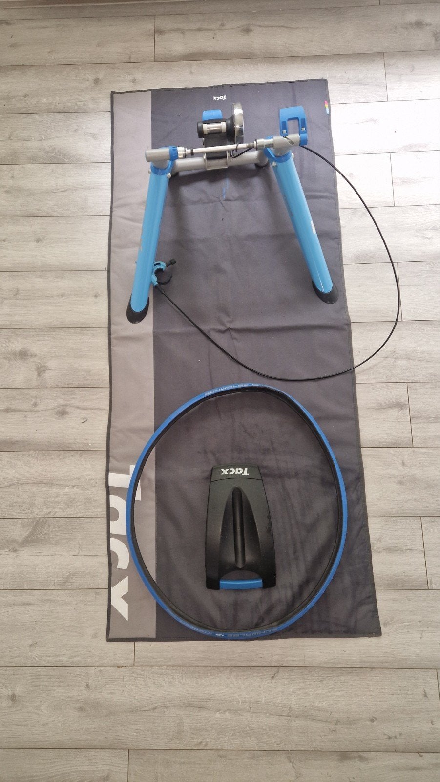 Tacx fietstrainer compleet met mat en accessoires, Ophalen, Gebruikt, Tacx