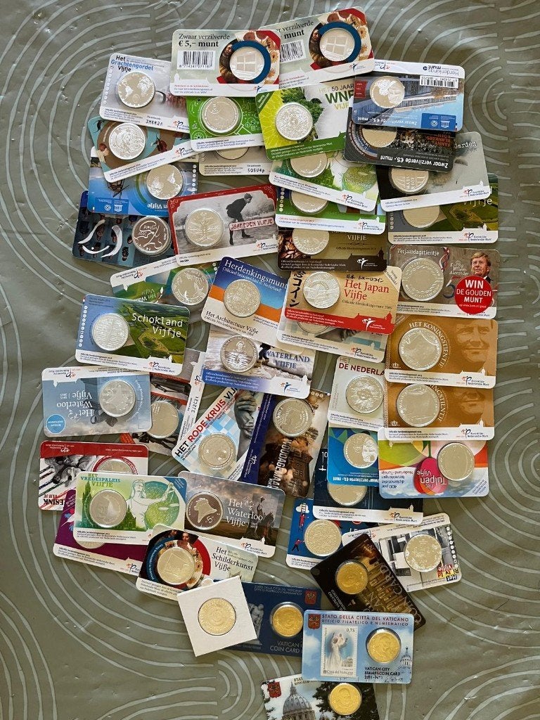 Muntenverzameling euro munten in coincard, Ophalen of Verzenden, Koningin Beatrix, Euro's