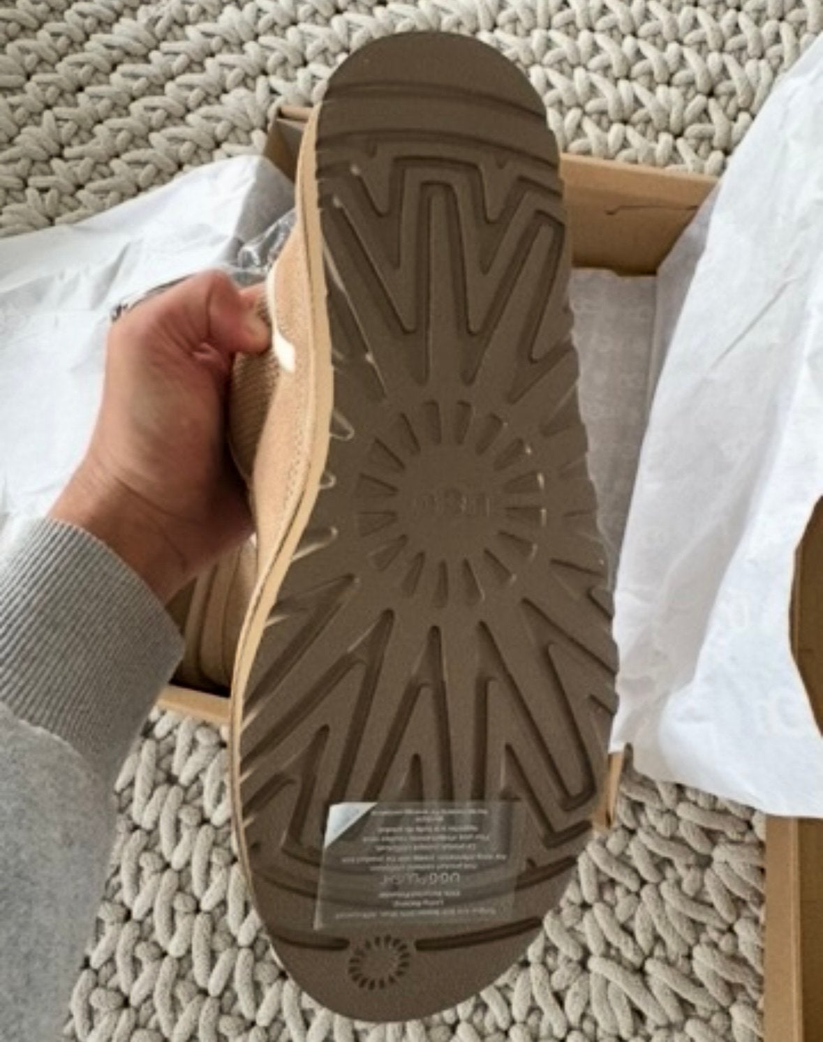 Ugg Lowmel Sand sneakers maat 39 & 40, Ophalen of Verzenden, Nieuw, Beige, Sneakers of Gympen