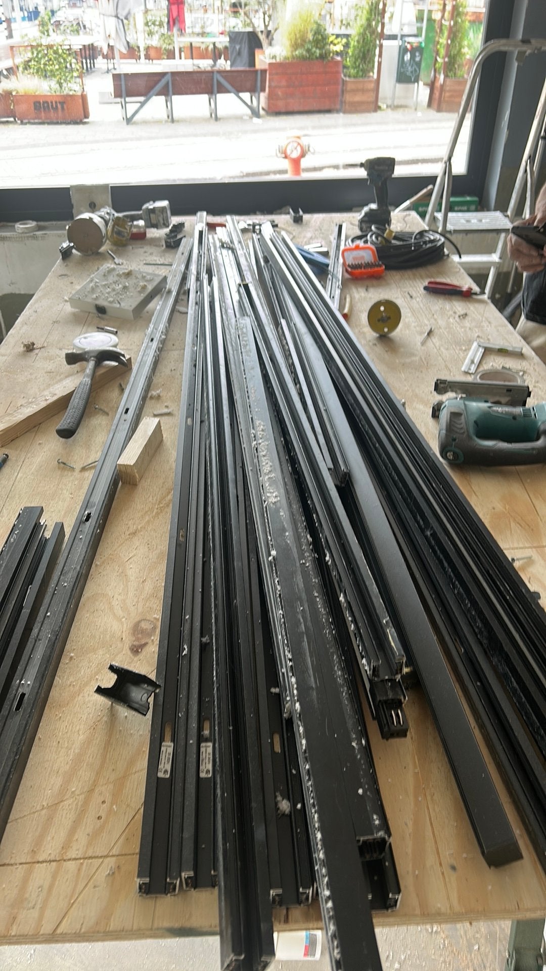 3 fase spannings rail 35 m met 35 lampen, Ophalen of Verzenden, Zo goed als nieuw