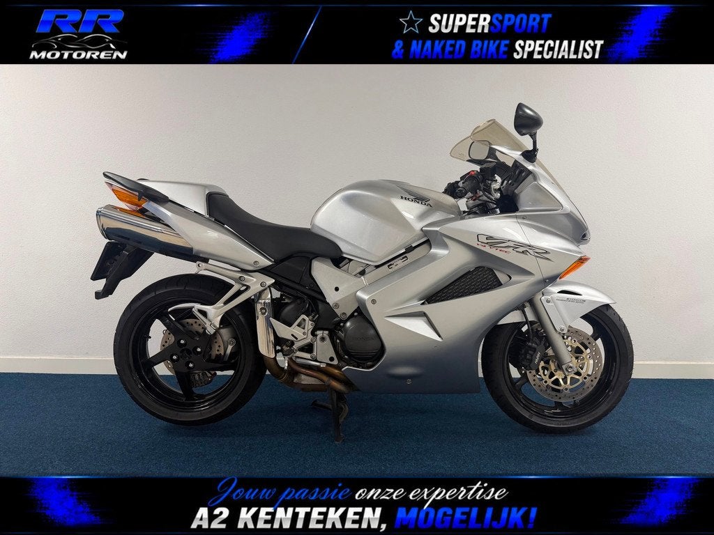 Honda Sport VFR 800 FI V4 V-TEC / IN NIEUW STAAT, Motoren, Motoren | Honda, Bedrijf, Sport, meer dan 35 kW, ABS, Sportuitlaat
