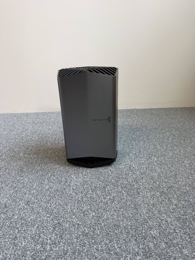 Blackmagic Vega 56 E-GPU - Externe Grafische Kaart, Computers en Software, Ophalen, PCI-Express 3, Gebruikt, DisplayPort
