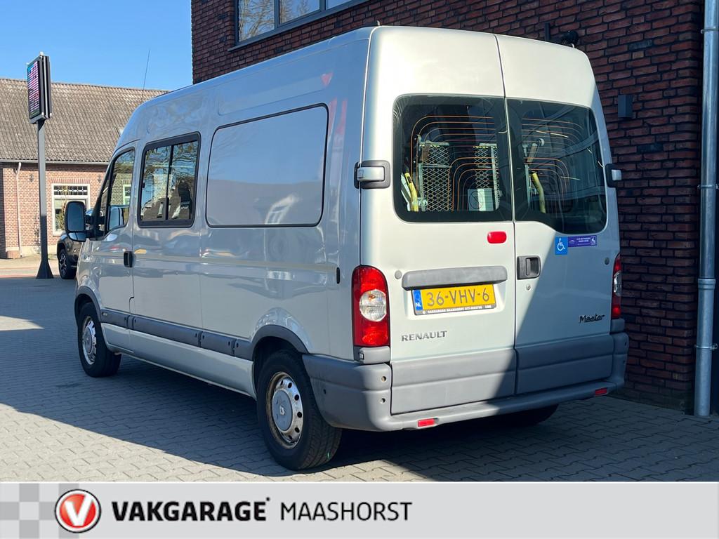 Renault Master T33 2.5 dCi L2H2 Rolstoelbus Handbediening Au, Auto's, Voorwielaandrijving, Stof, Gebruikt, Met garantie (alle)
