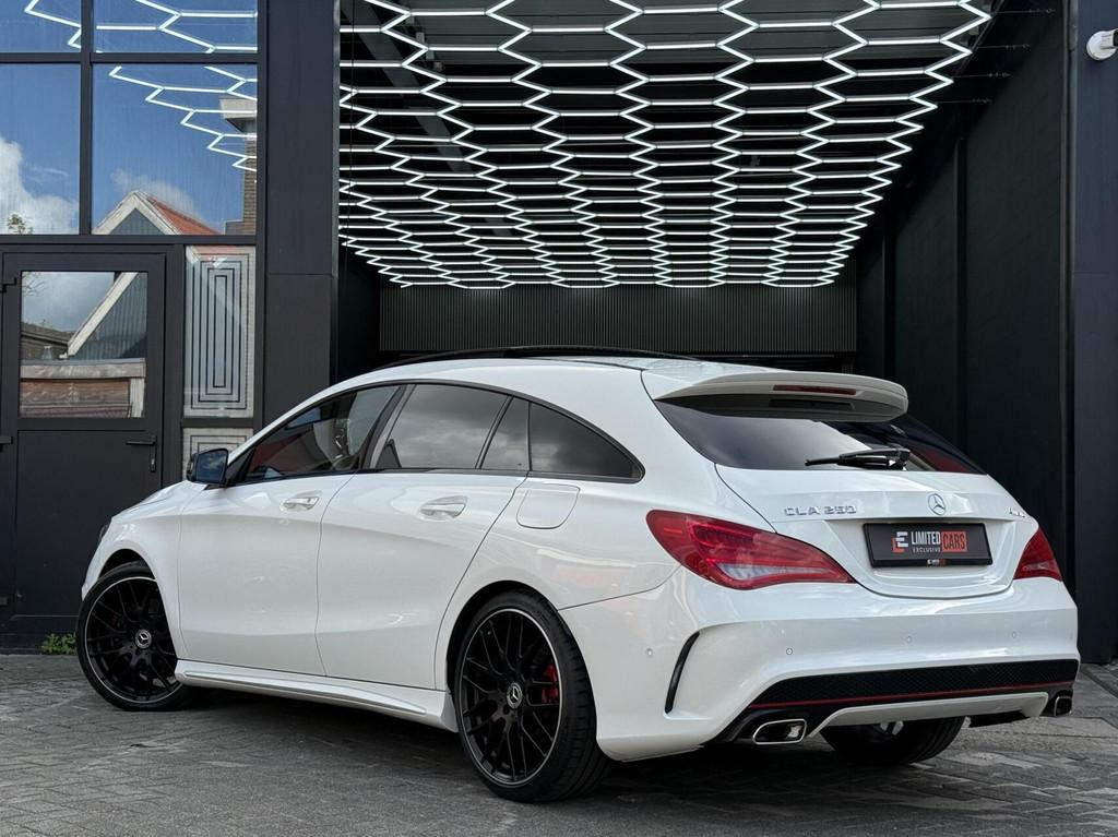 Mercedes CLA-klasse Shooting Brake 250 4MATIC SPORT, Auto's, Mercedes-Benz, Automaat, CLA, 15 km/l, Gebruikt