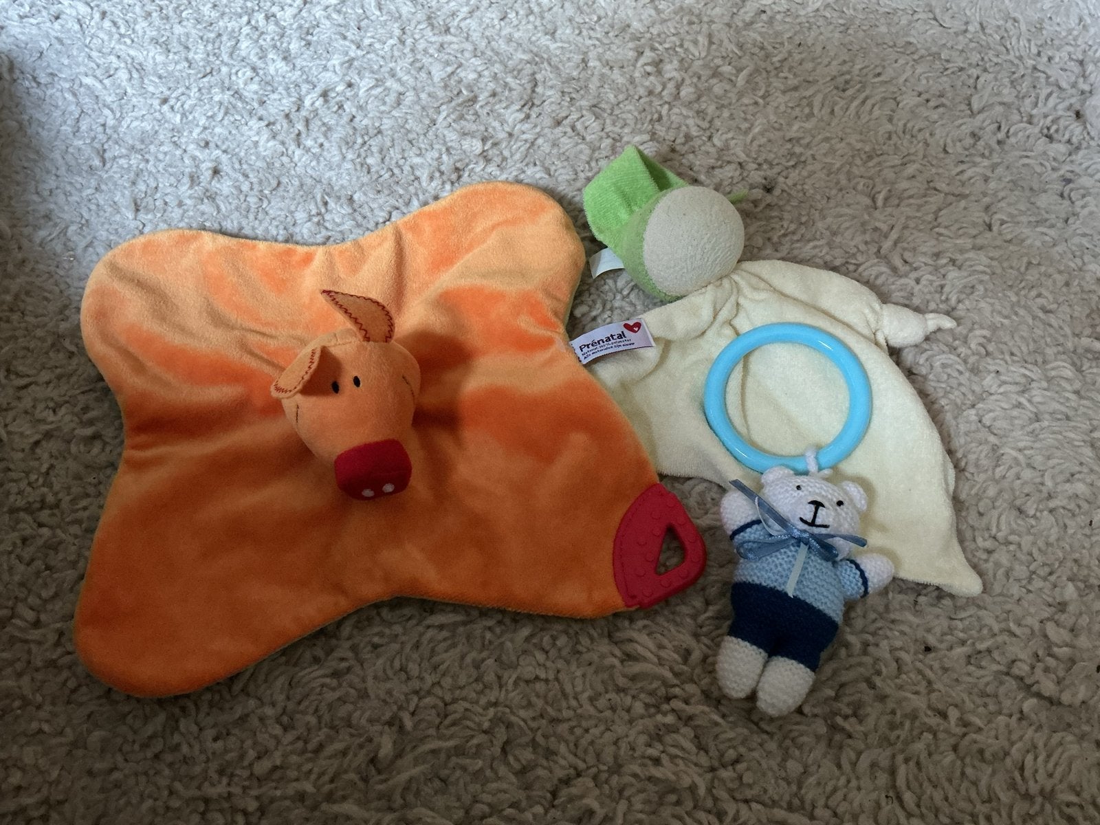 Baby speelgoed set: knuffeldoekje, rammelaar en knuffeltje, Ophalen of Verzenden, Zo goed als nieuw, Overige typen, Met geluid