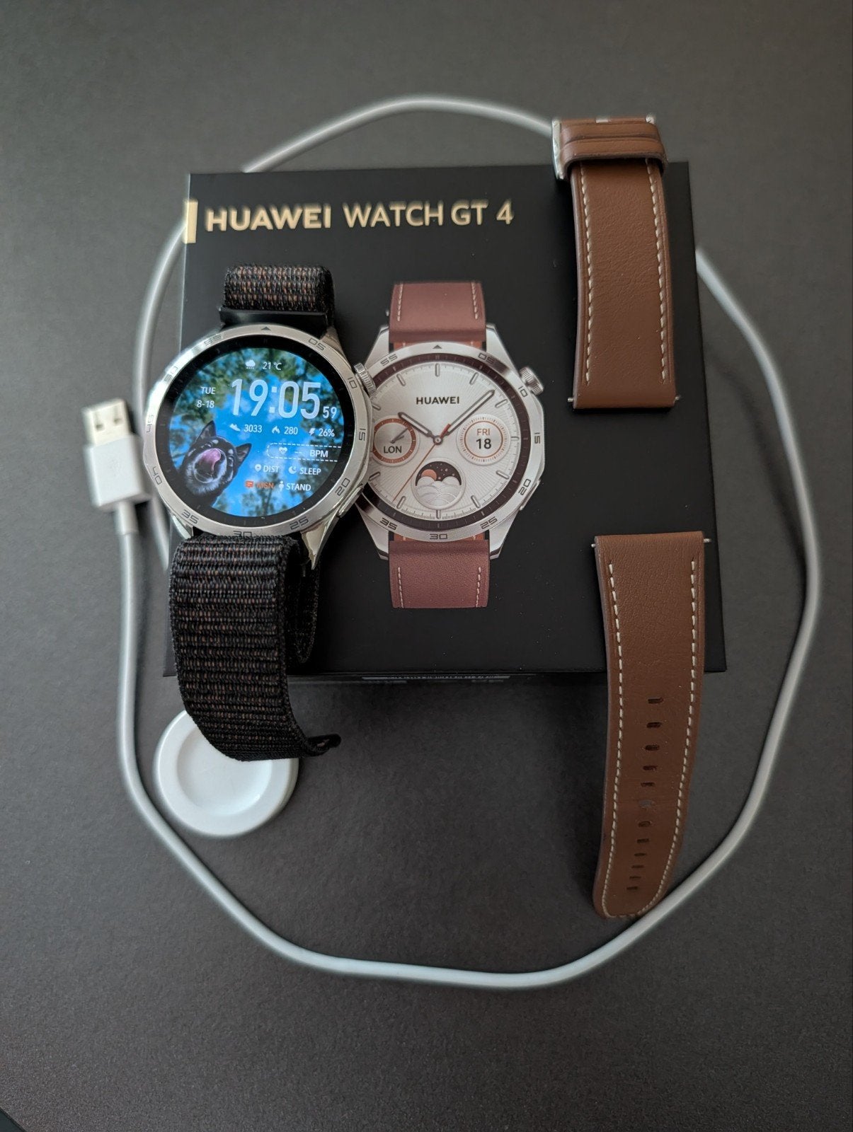 Huawei GT 4 smartwatch, inclusief oplader en extra bandje, Ophalen, Zo goed als nieuw, Waterdicht, Huawei