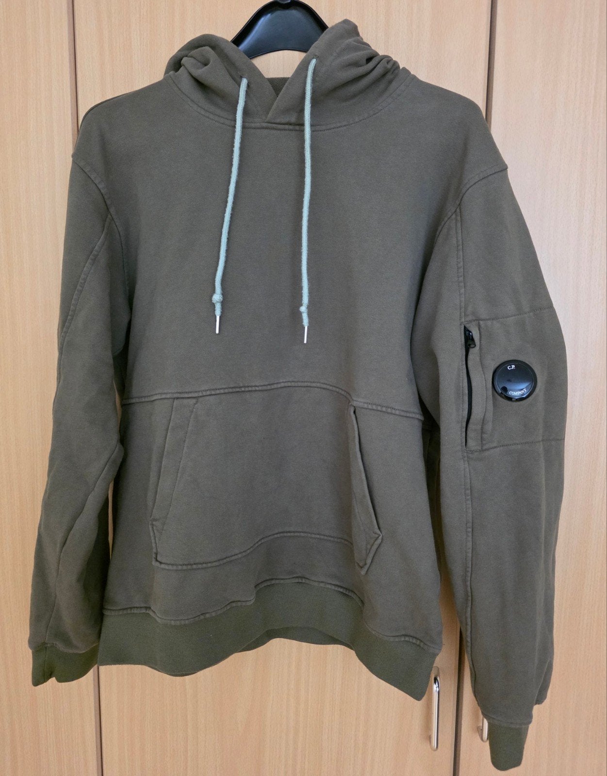 C.P. COMPANY HOODIE, Verzenden, Gedragen, C.P. Company