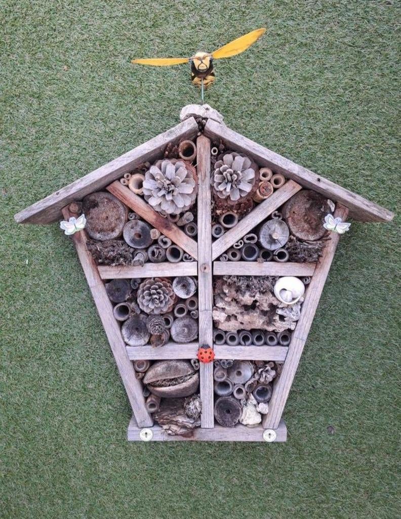 🐝BIJENHOTEL INSECTENHOTEL HUISJE VERBLIJF INSECTEN BEESTJE, Ophalen, Gebruikt