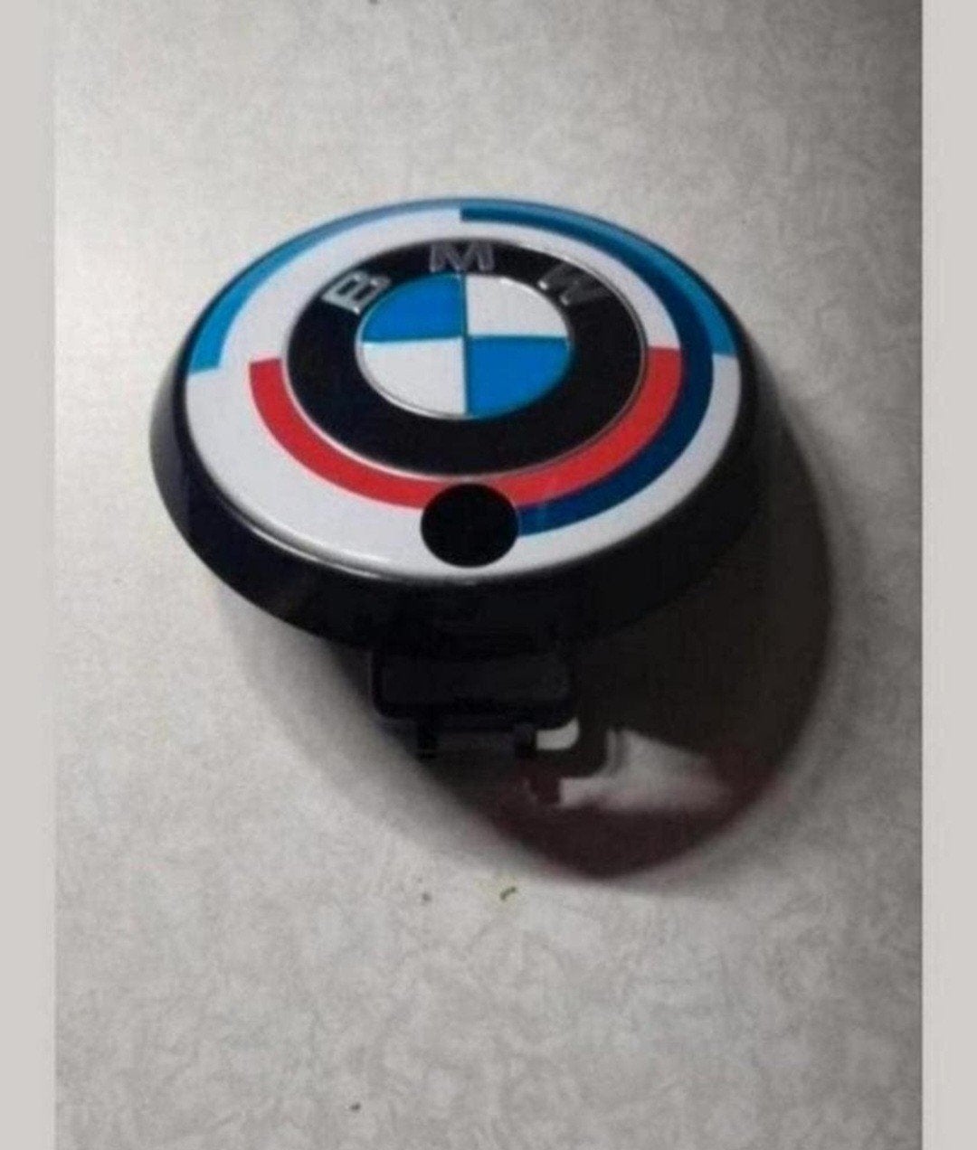 ACHTER LOGO BMW EMBLEEM CAMERA VOORBEREIDING BMW M4 G82

G83, Ophalen of Verzenden