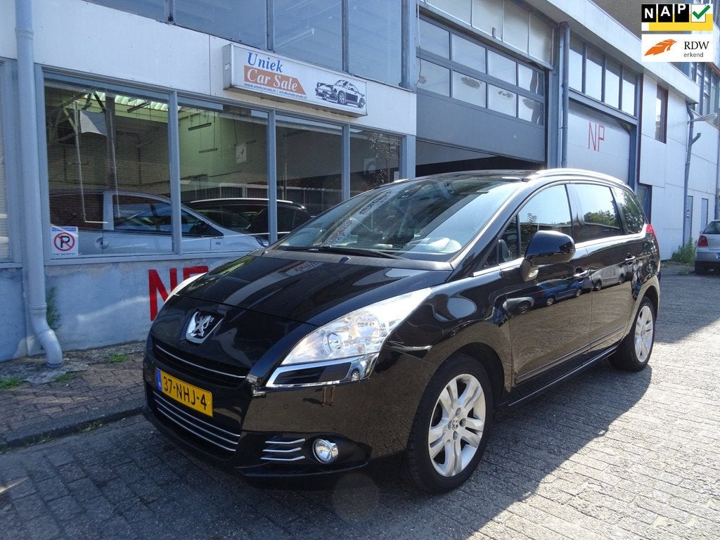 Peugeot 5008 1.6 THP Blue Lease Executive 7p., Auto's, Peugeot, Voorwielaandrijving, Euro 5, Gebruikt, Zwart