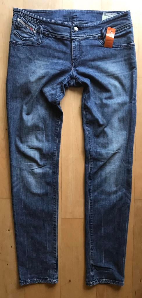 Diesel Matic dames jeans met stretch W31 L34, Ophalen of Verzenden, Zo goed als nieuw, Blauw, W30 - W32 (confectie 38/40)