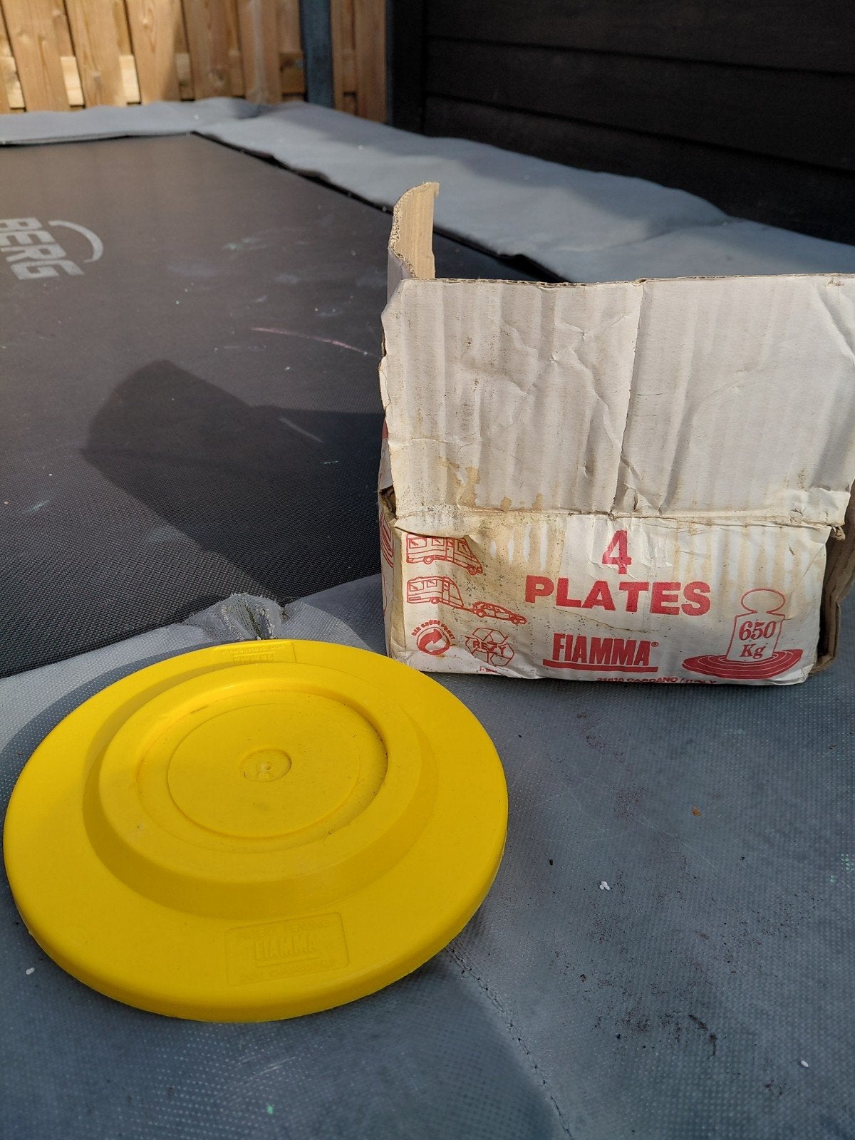 Nieuwe Fiamma steunplaten voor caravan poten 650kg, Caravans en Kamperen, Ophalen of Verzenden, Nieuw