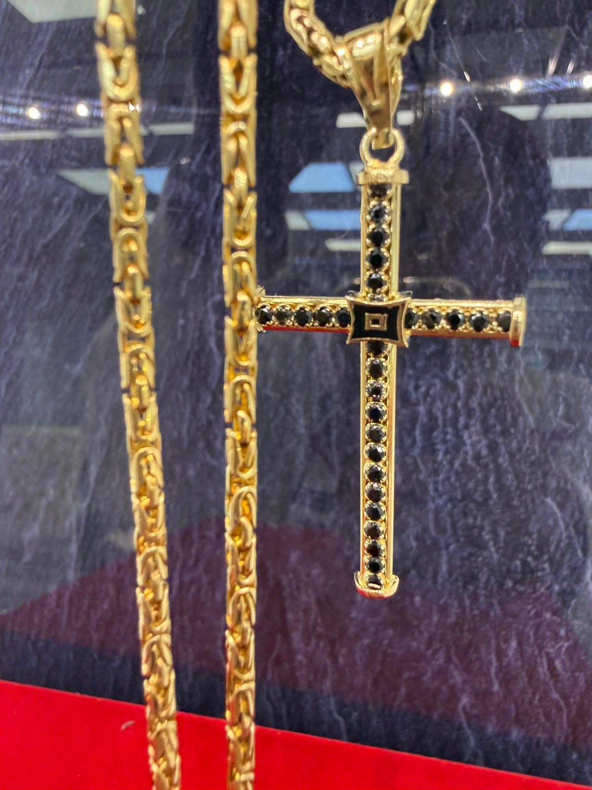 Prachtige 14k gouden massieve koningsketting met kruis, Ophalen of Verzenden, Goud