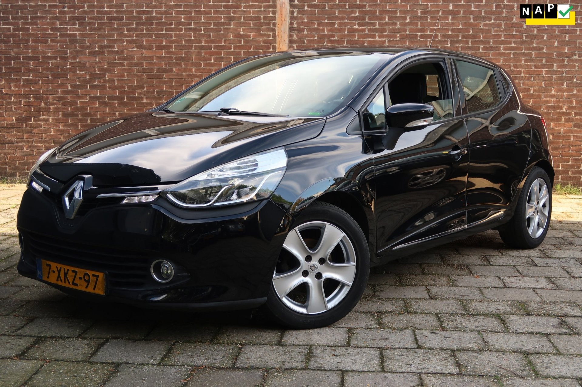 Renault Clio 0.9 TCe Dynamique *Rijklaarprijs *Onderhouden *, Voorwielaandrijving, Stof, Zwart, 540 kg