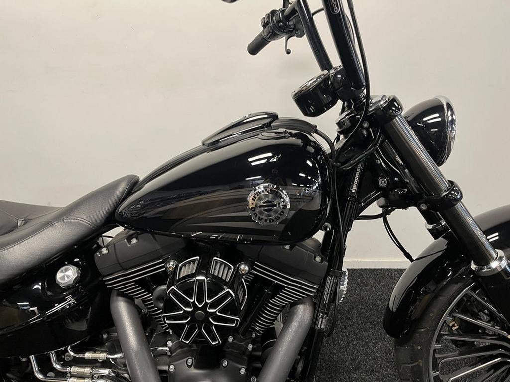 ⭐️⭐Harley-Davidson BREAKOUT (bj 2016)⭐️⭐, Motoren, Motoren | Harley-Davidson, 2 cilinders, Bedrijf, Onbekend, Meer dan 35 kW