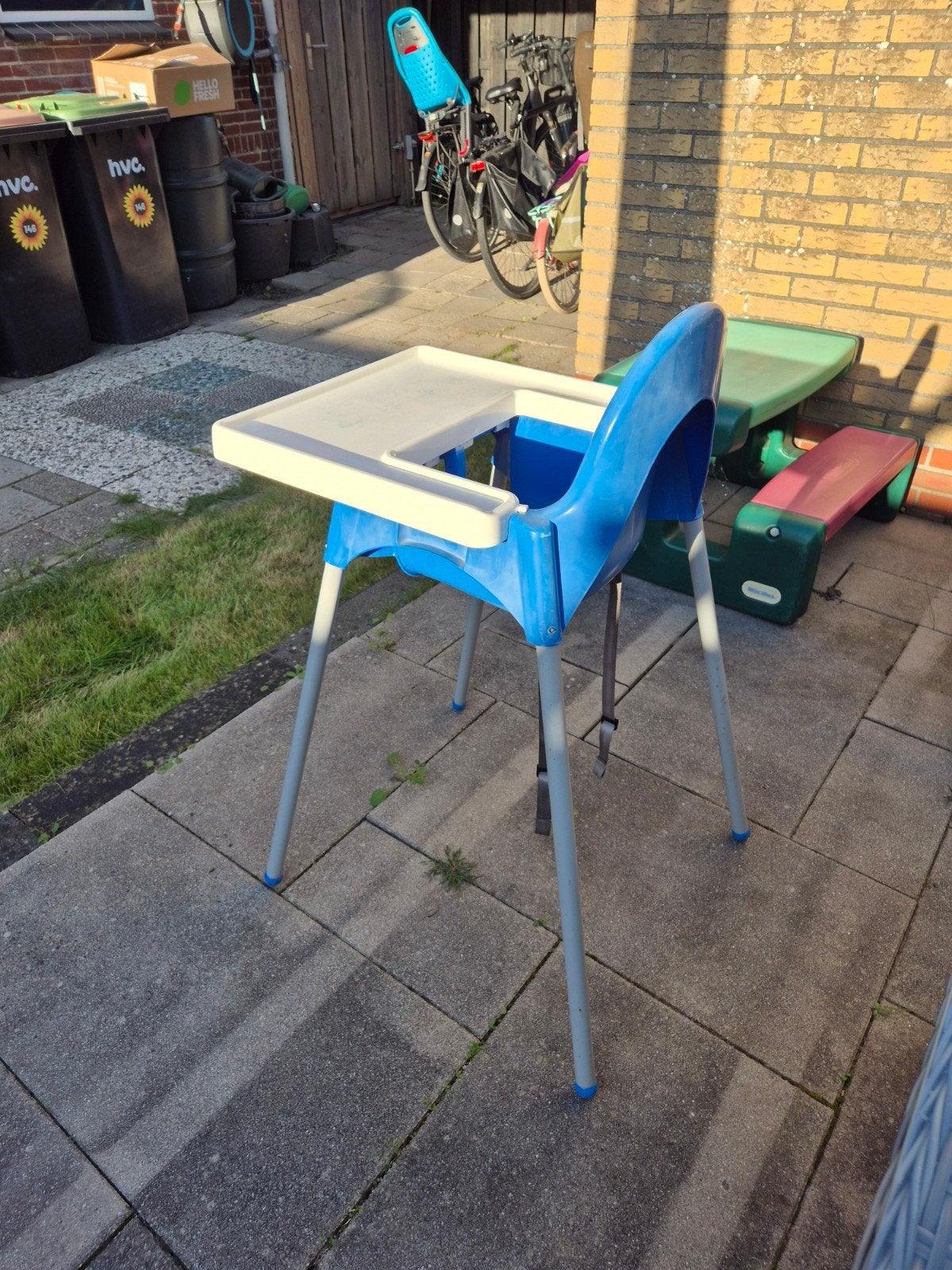 Ikea kinderstoel met dienblad en gordel, Ophalen, Gebruikt, Overige typen, Afneembaar eetblad