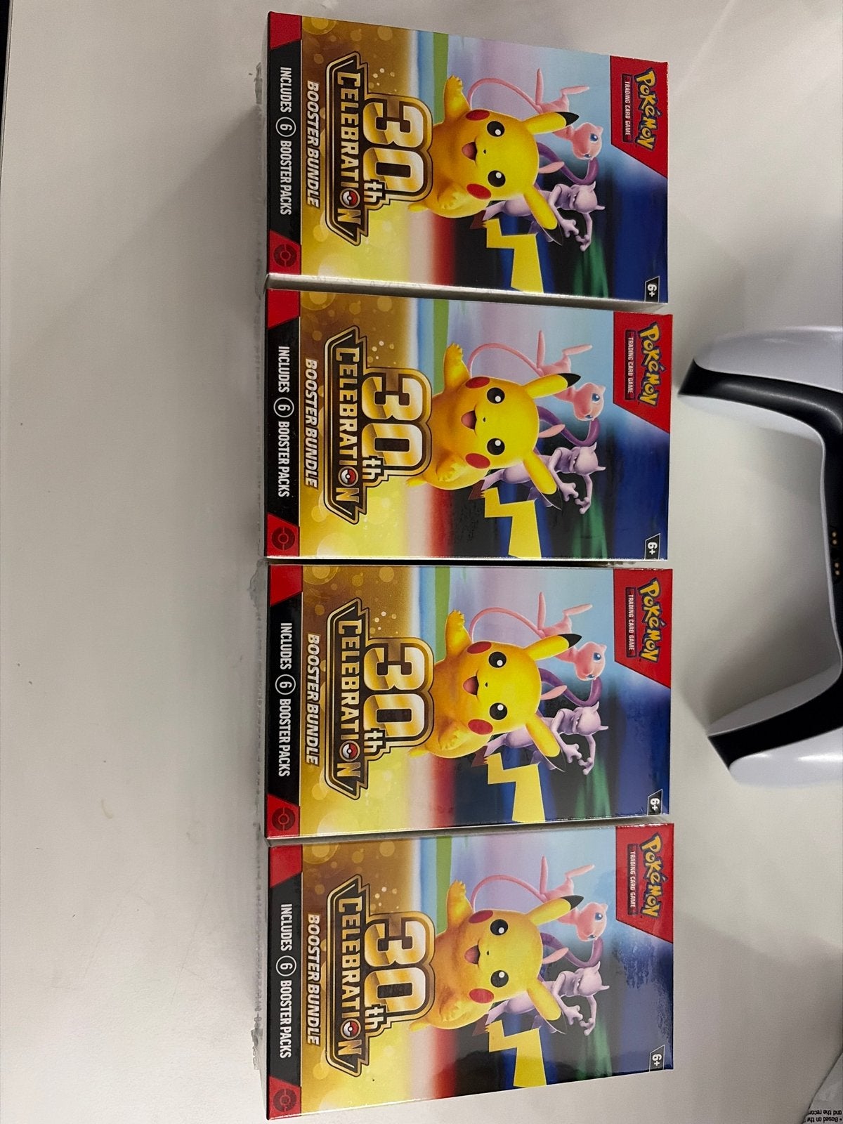 Pokémon 30th Celebration Booster Bundel (6 Booster Packs), Ophalen of Verzenden, Nieuw, Booster