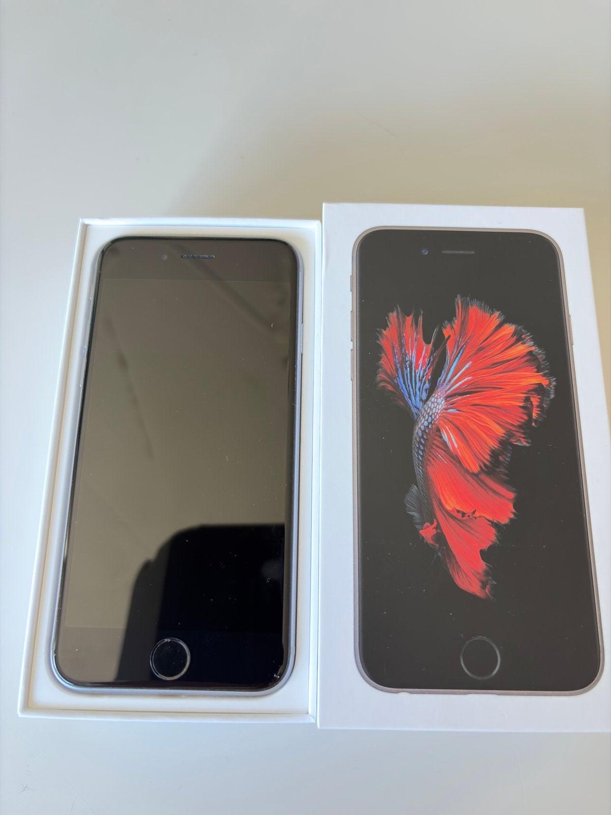 iPhone 6S 32GB Space Gray - Zeer goede staat, 88% batterij, 32 GB, Ophalen of Verzenden, Zo goed als nieuw, Grijs