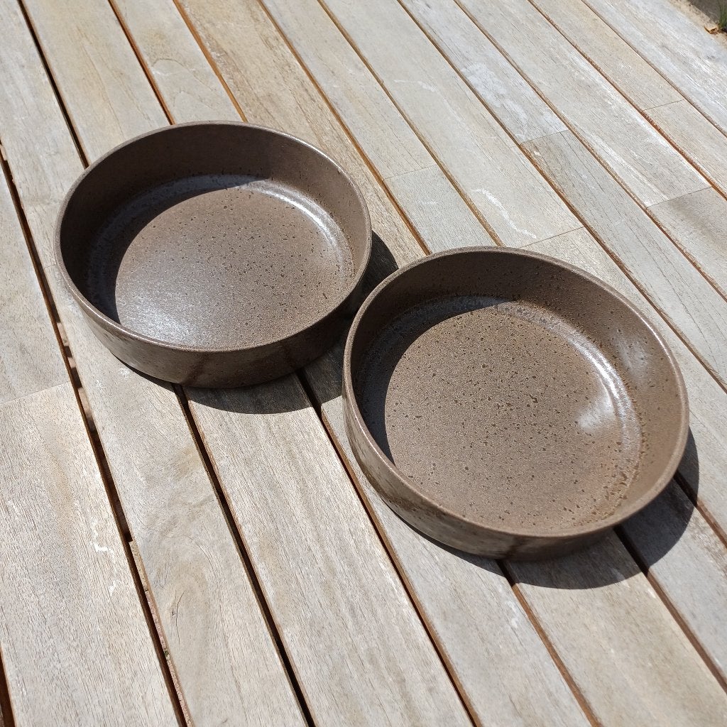 2x Taupekleurige schaal Kyoto struktuur, Schaal, Rond, Ophalen of Verzenden, Zo goed als nieuw
