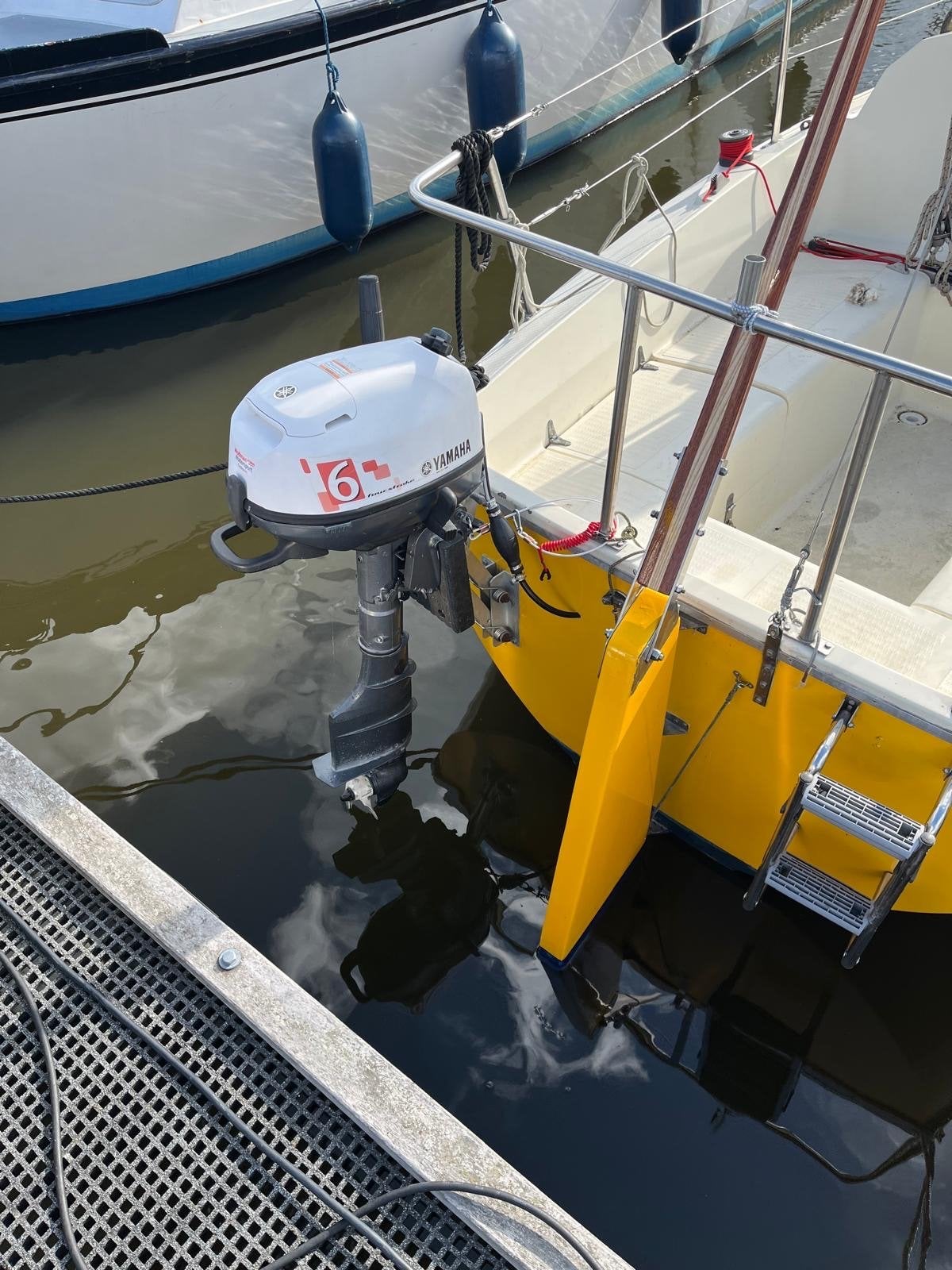 Yamaha F6CMH 6PK Buitenboordmotor - Zo goed als nieuw, Watersport en Boten, Ophalen, 5 tot 10 pk, Viertaktmotor, Zo goed als nieuw