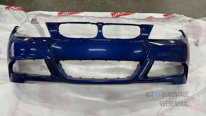 Voorbumper van een BMW 3-Serie (381), Auto-onderdelen, Carrosserie en Plaatwerk, Bumper, BMW, Nieuw, Ophalen of Verzenden