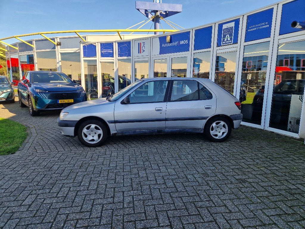 Peugeot 306 1.6 XT E2 1993 Grijs, Auto's, Voorwielaandrijving, 1011 kg, 4 cilinders, Origineel Nederlands