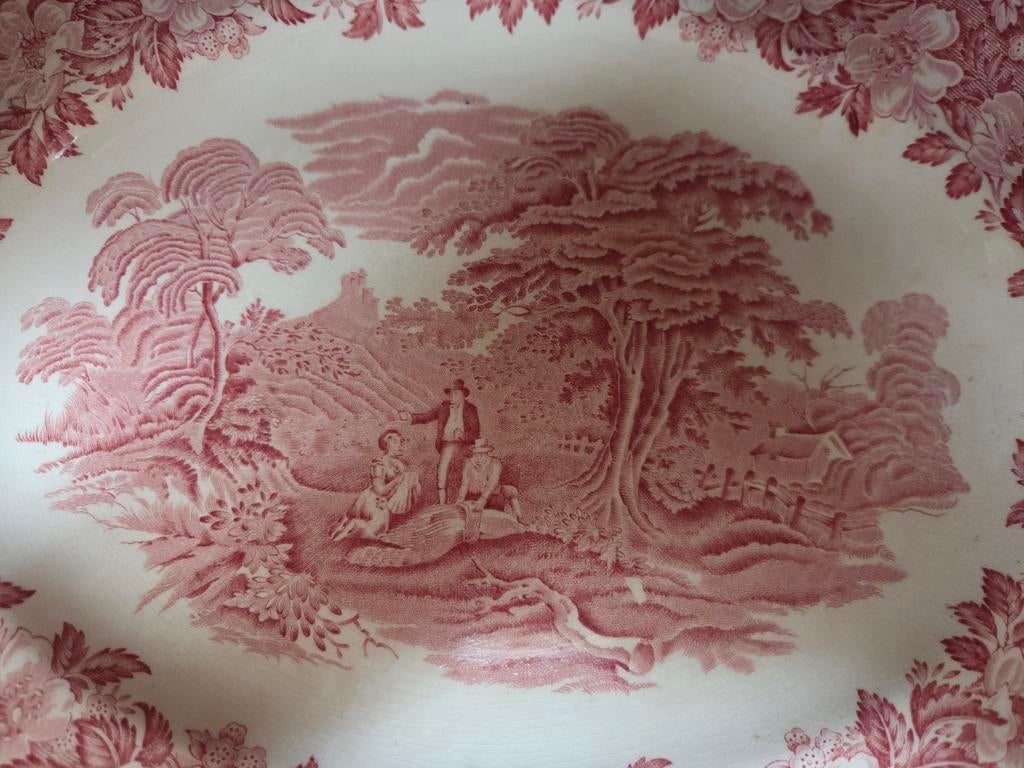 Ovale schaal met rood-wit landschap. Wedgwood 'woodland', Antiek en Kunst, Antiek | Servies los, Ophalen of Verzenden