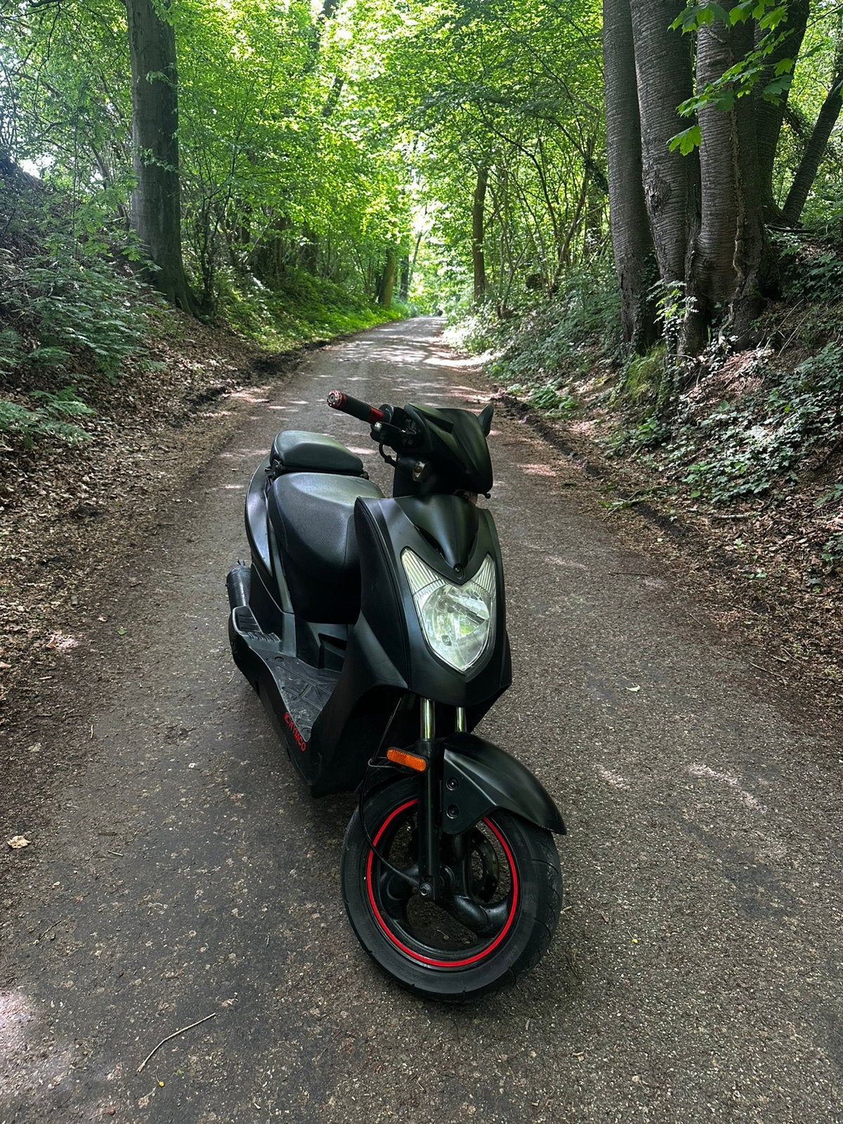 Kymco agility 50, Fietsen en Brommers, Ophalen of Verzenden, Zo goed als nieuw, Benzine, Agility