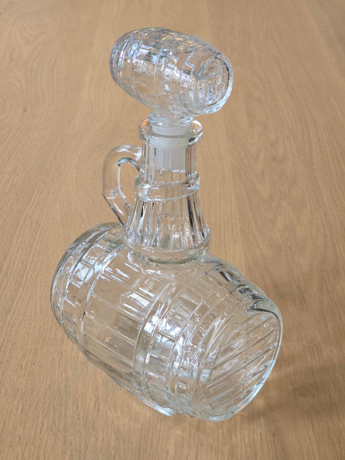 Antieke glazen karaf in de vorm van whisky vat wijn vat €9, Ophalen of Verzenden