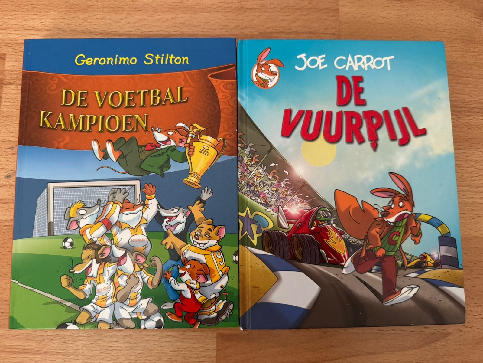 Dé voetbalkampioen en de vuurpijl, Ophalen of Verzenden, Zo goed als nieuw