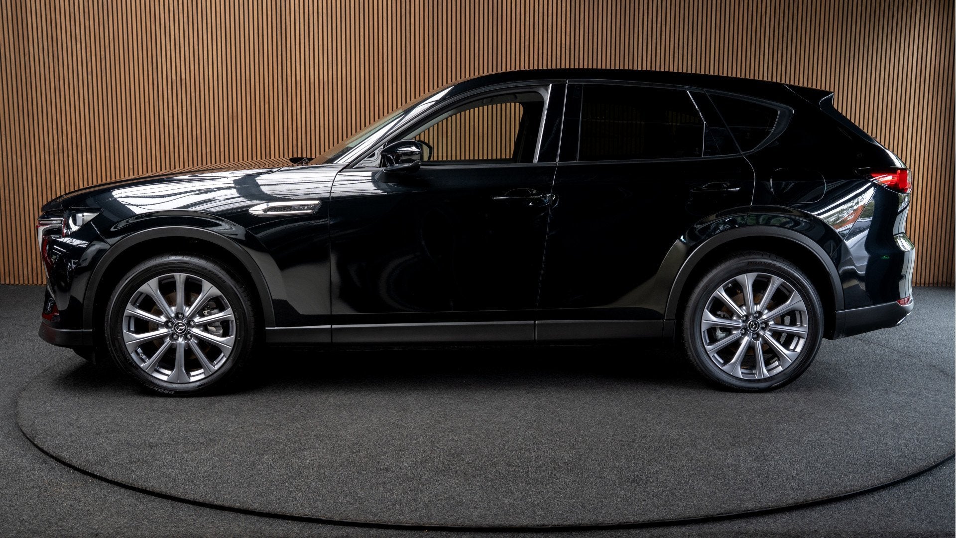 Mazda CX-60 2.5 e-SkyActiv PHEV AWD HUD 360° Navi Trekhaak, Auto's, Dealer onderhouden, Gebruikt, 4 cilinders, 2500 kg