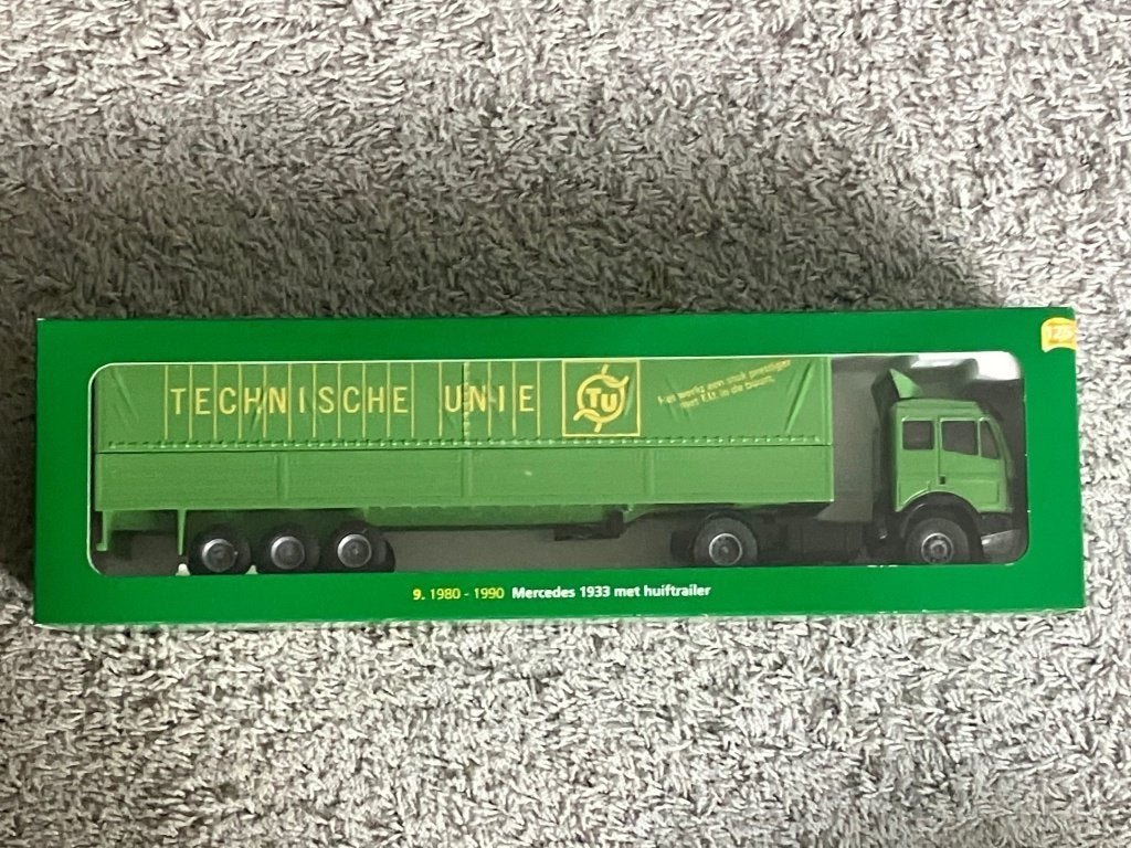Mercedes 1933 met huiftrailer, Hobby en Vrije tijd, Ophalen of Verzenden, Nieuw, Bus of Vrachtwagen, Lion Toys