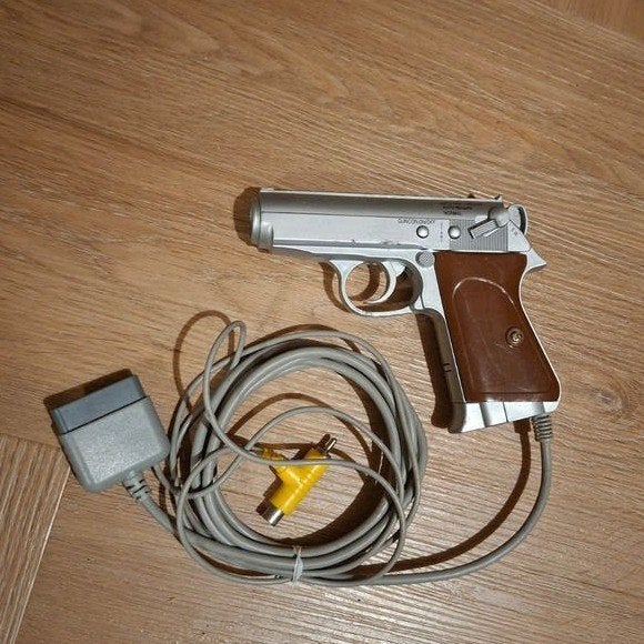 Vivanco Light Gun voor PlayStation 1 (PS1), Ophalen of Verzenden, Gebruikt, Pistool, PlayStation 1