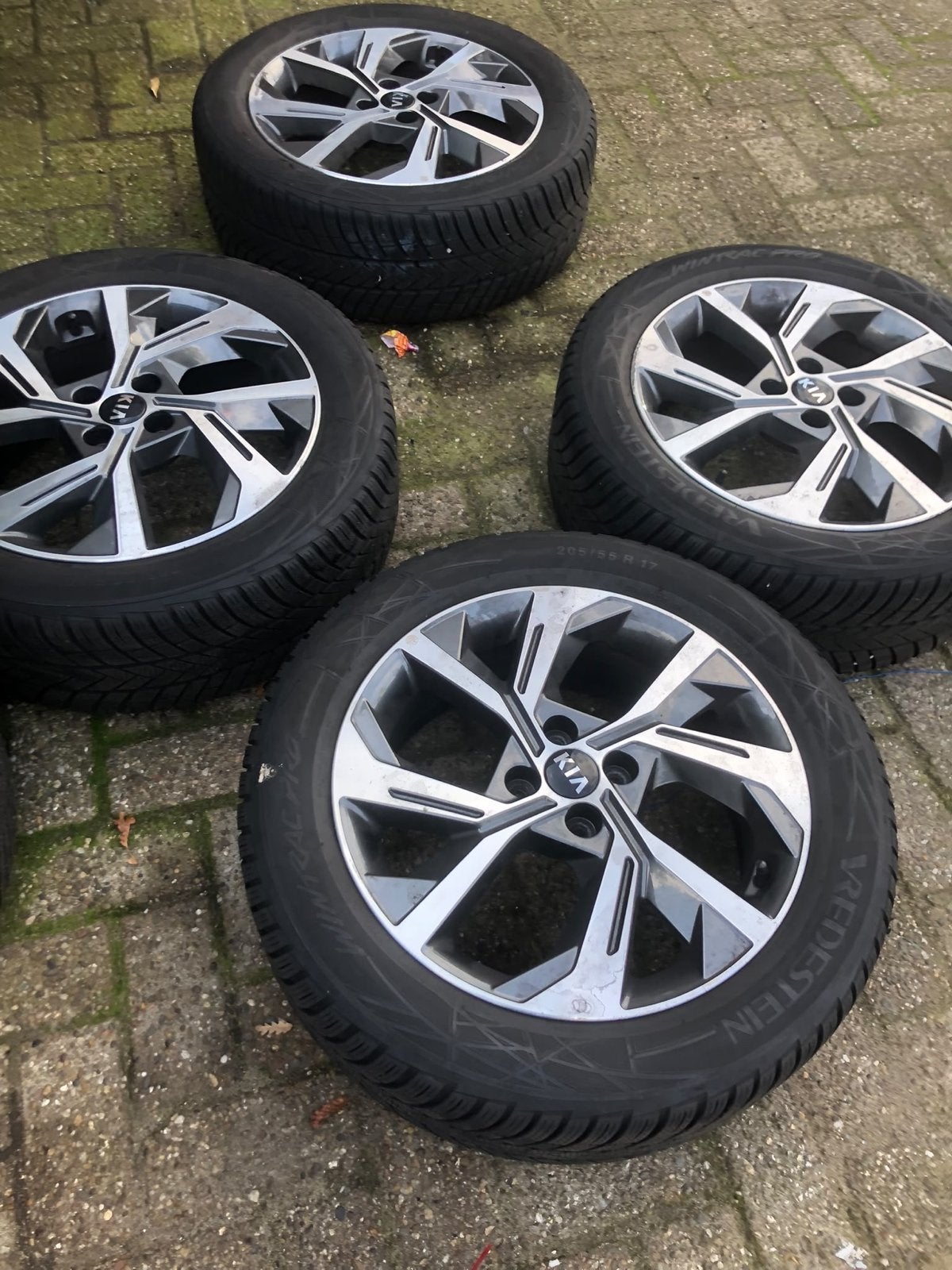 Kia winterbanden met velgen - Vredestein Wintrac Pro, Auto-onderdelen, Ophalen, Gebruikt, Banden en Velgen, 17 inch