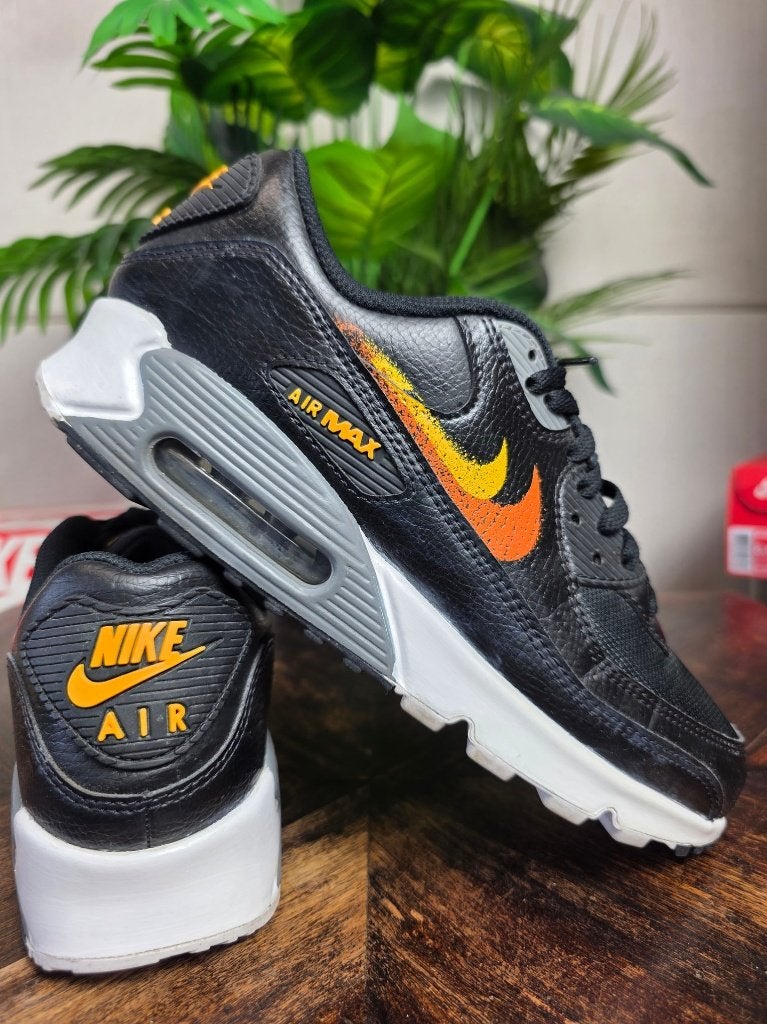 Nike Air Max 90 Spray Paint Swoosh | maat 42, Zwart, Nike, Ophalen of Verzenden, Nike