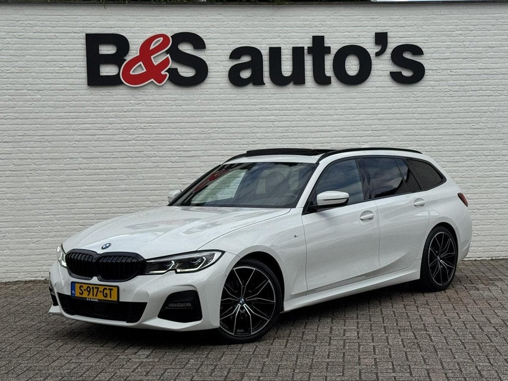BMW 3-serie Touring 320i High Exec. M-Sport individual Sfeer, Automaat, 1998 cc, Gebruikt, 4 cilinders