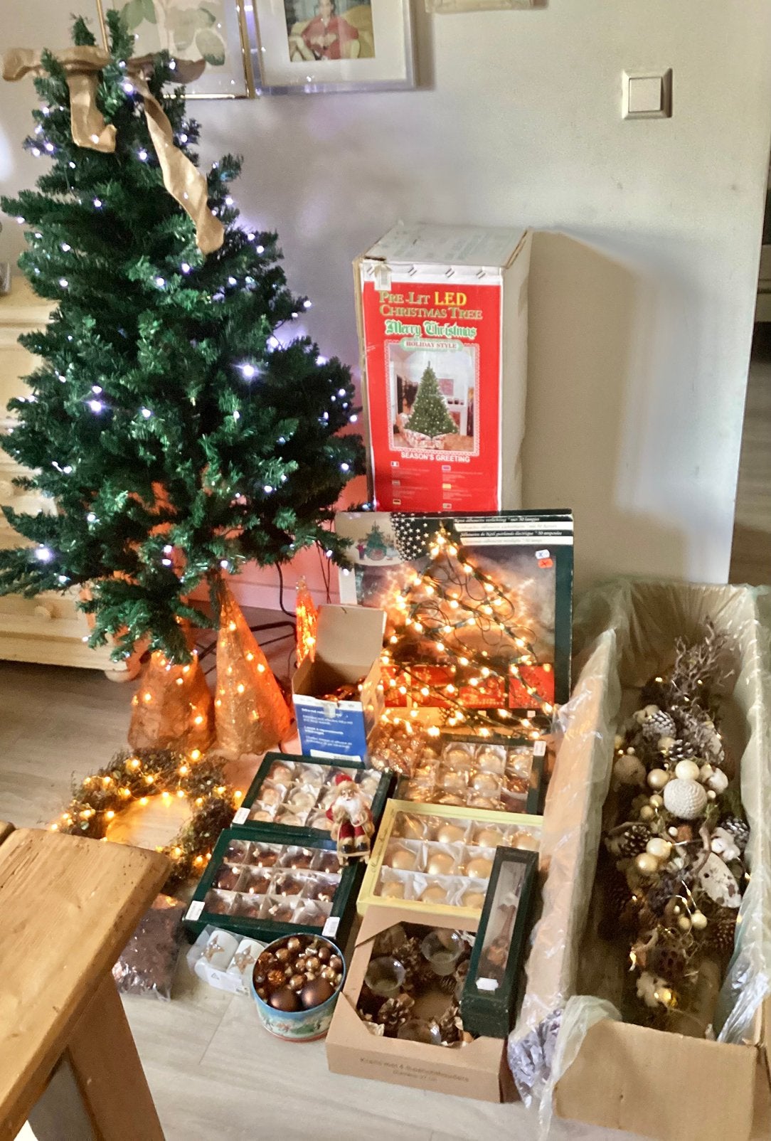 PAKKET KERST DECORATIE: BOOM, BALLEN, DECO, VERLICHTING, ENZ, Diversen, Ophalen of Verzenden, Gebruikt